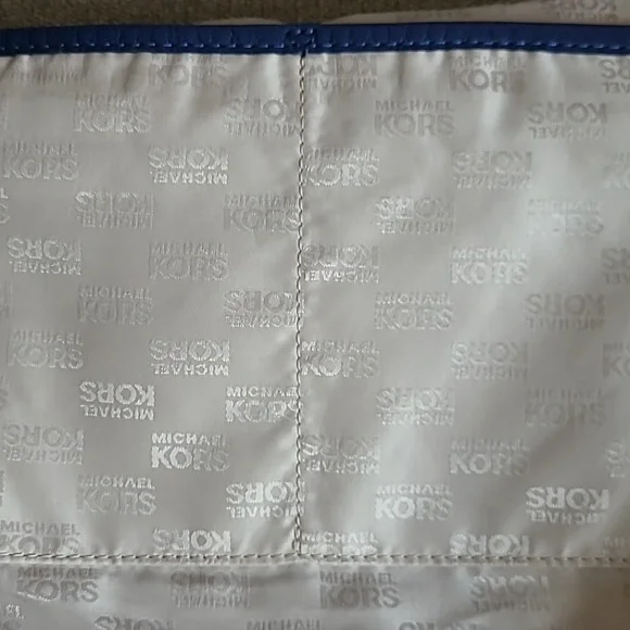 Michael Kors Blue Leather Studded Purse Shoulder Bag. - Picture 7 of 9